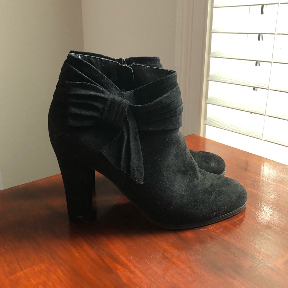 Velvet Black Bow Tie Heels - Impo Brand